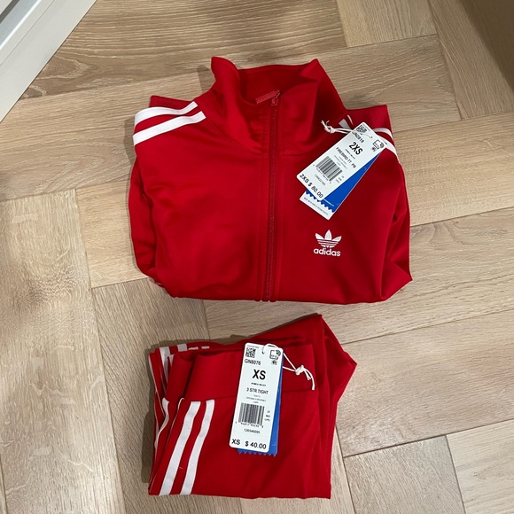 Adidas Originals Firebird TRACKSUIT in scarlet. Pants in XS / Jacket in size 2XS - Picture 2 of 11